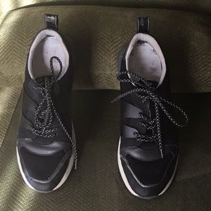 SAM EDELMAN TENNIS SHOES